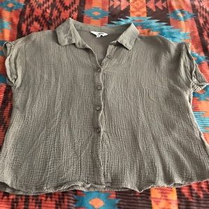 Womens short shirt with buttons by CI Sono